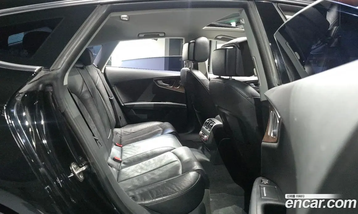 Audi A7 2015 3.0 автомат (гидро), фото 12 Audi A7 2015 3.0 автомат (гидро), фото 12