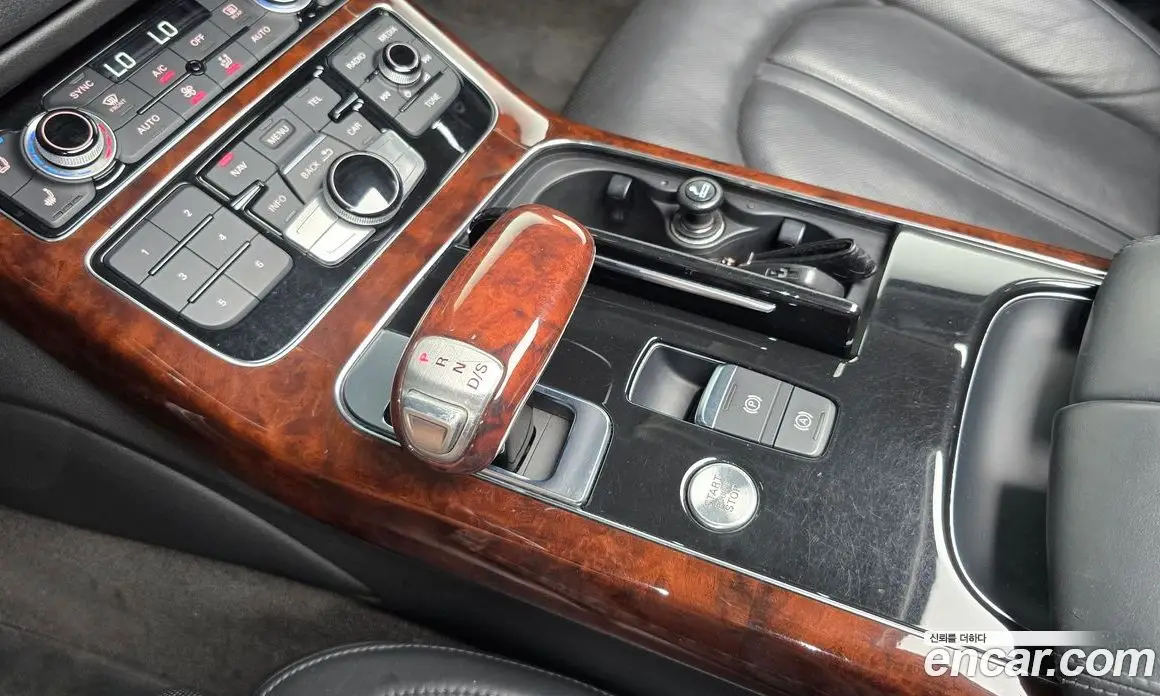 Audi A8 2010 4.2 автомат (гидро), фото 11 Audi A8 2010 4.2 автомат (гидро), фото 11