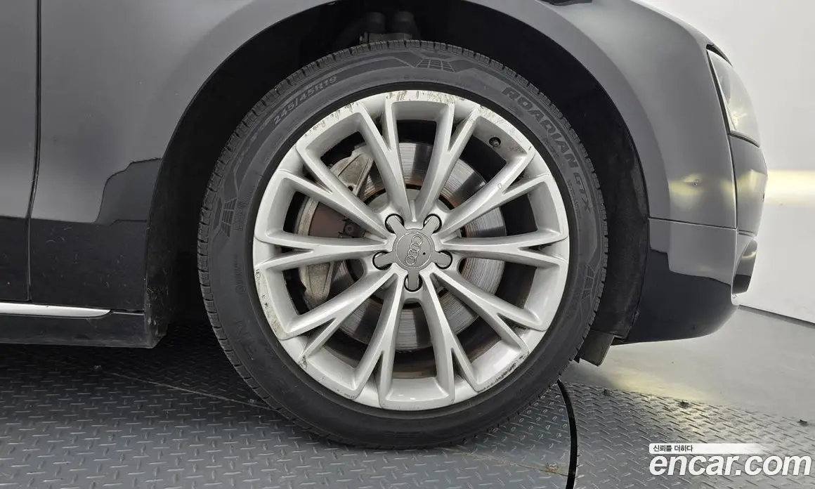 Audi A8 2010 4.2 автомат (гидро), фото 6 Audi A8 2010 4.2 автомат (гидро), фото 6