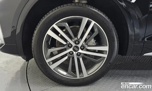 Audi Q5 2023 2.0 автомат (гидро), миниатюра 5 Audi Q5 2023 2.0 автомат (гидро), миниатюра 5