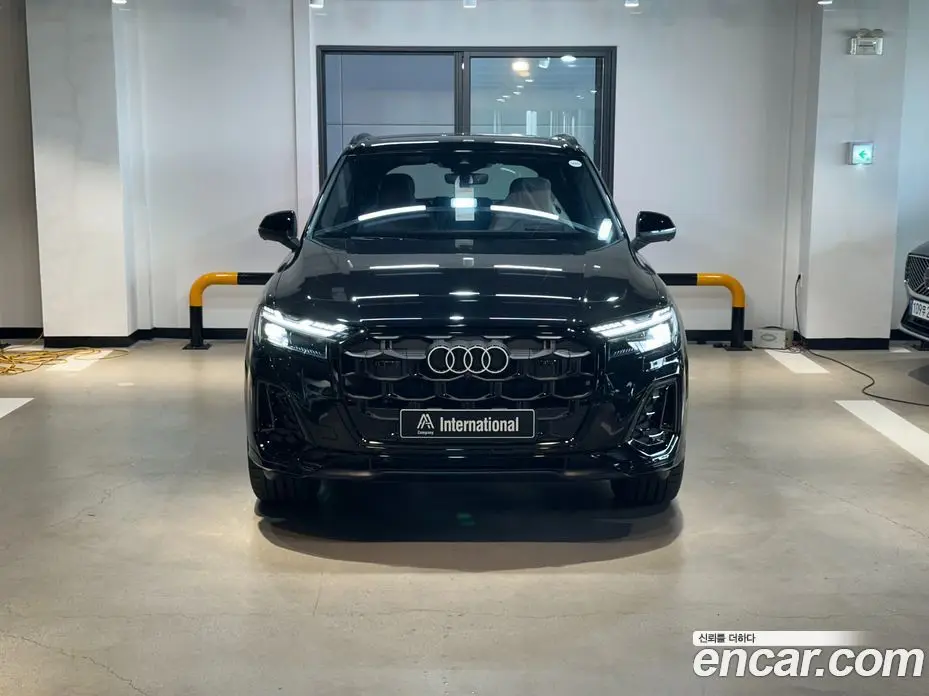 Audi Q7 2026 3.0 автомат (гидро), фото 1 Audi Q7 2026 3.0 автомат (гидро), фото 1