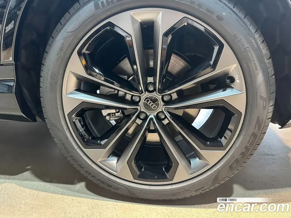 Audi Q7 2026 3.0 автомат (гидро), фото 6 Audi Q7 2026 3.0 автомат (гидро), фото 6