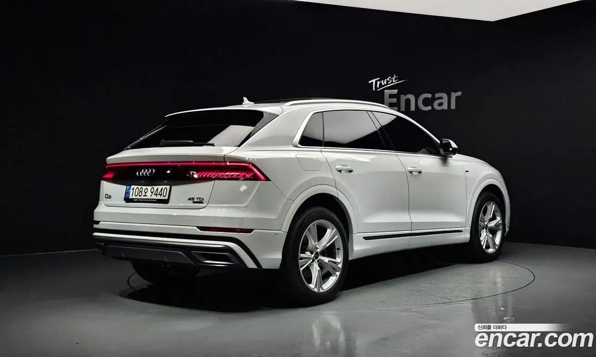 Audi Q8 2023 3.0 автомат (гидро), фото 2 Audi Q8 2023 3.0 автомат (гидро), фото 2