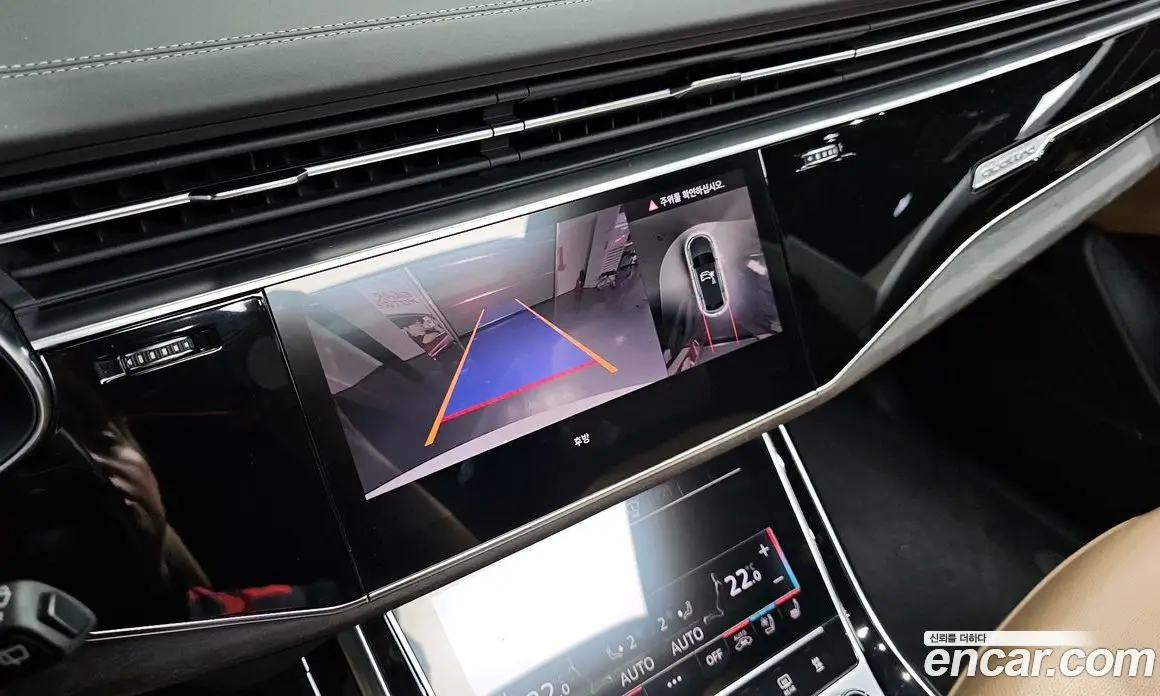 Audi Q8 2023 3.0 автомат (гидро), фото 16 Audi Q8 2023 3.0 автомат (гидро), фото 16