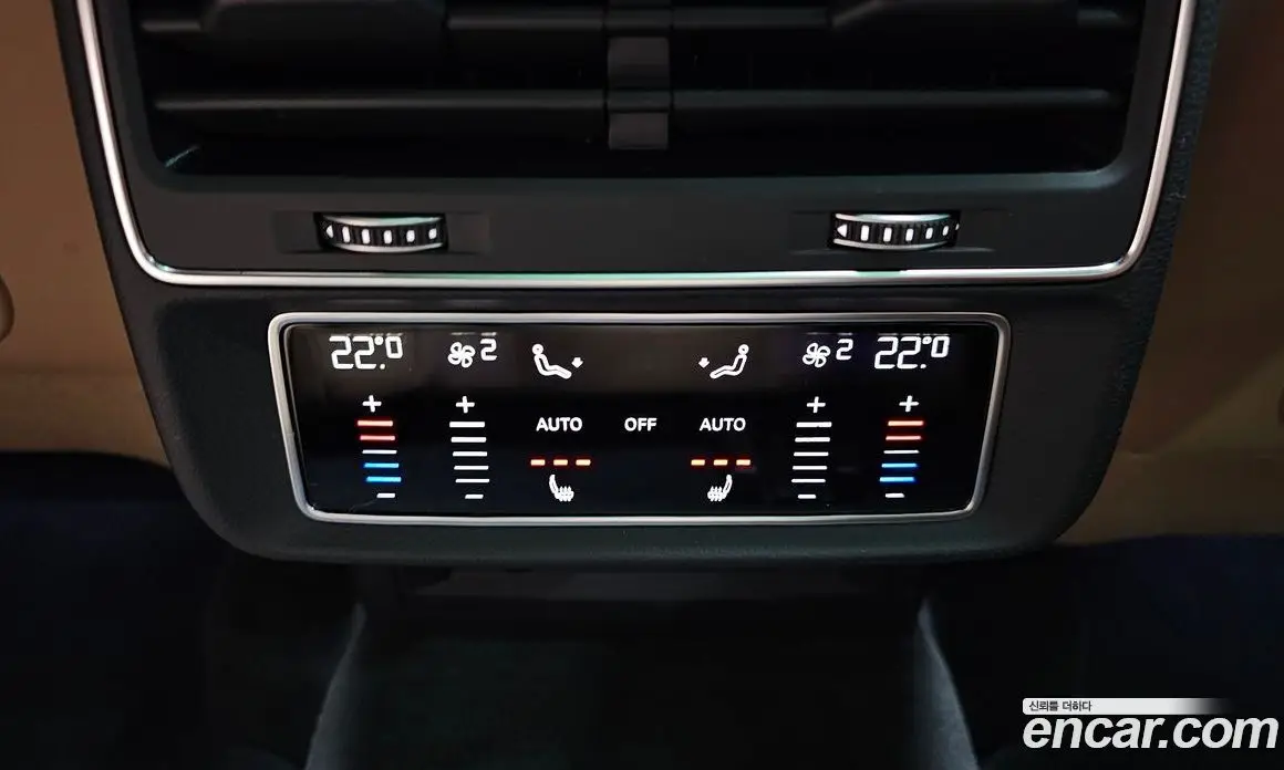 Audi Q8 2023 3.0 автомат (гидро), фото 19 Audi Q8 2023 3.0 автомат (гидро), фото 19