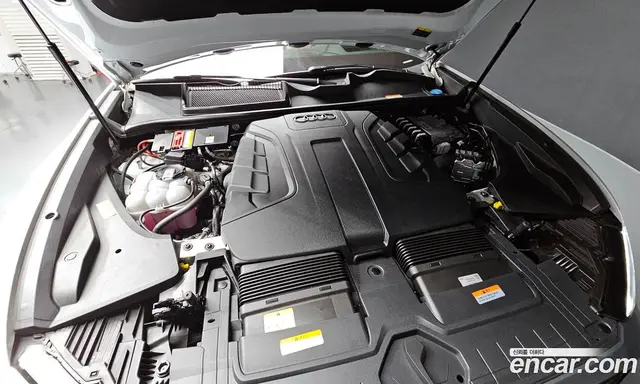 Audi Q8 2023 3.0 автомат (гидро), миниатюра 6 Audi Q8 2023 3.0 автомат (гидро), миниатюра 6