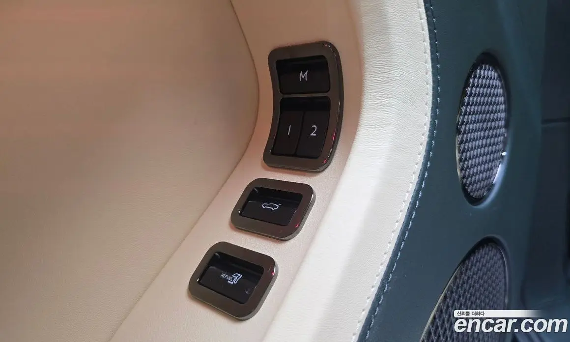 Bentley Continental 2025 4.0 автомат (гидро), фото 30 Bentley Continental 2025 4.0 автомат (гидро), фото 30
