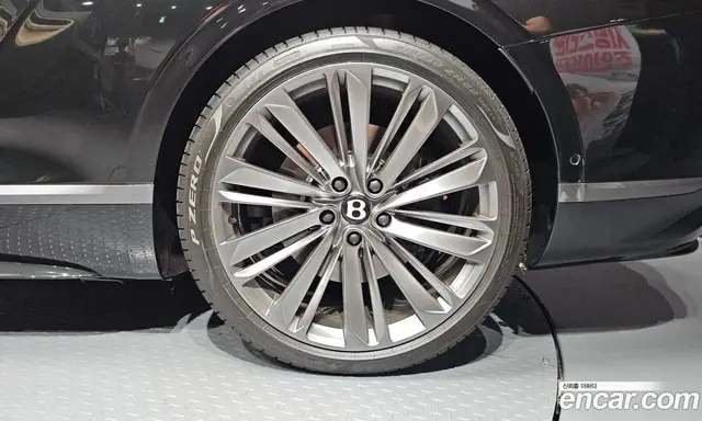 Bentley Continental 2025 4.0 автомат (гидро), миниатюра 7 Bentley Continental 2025 4.0 автомат (гидро), миниатюра 7
