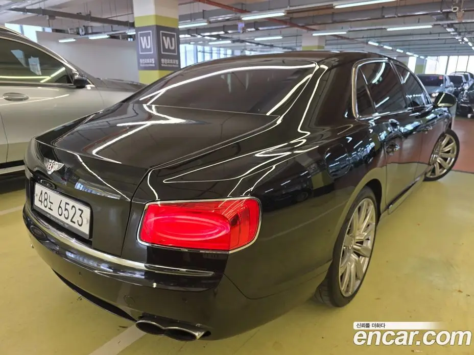 Bentley Flying Spur 2018 4.0 автомат (гидро), фото 2 Bentley Flying Spur 2018 4.0 автомат (гидро), фото 2