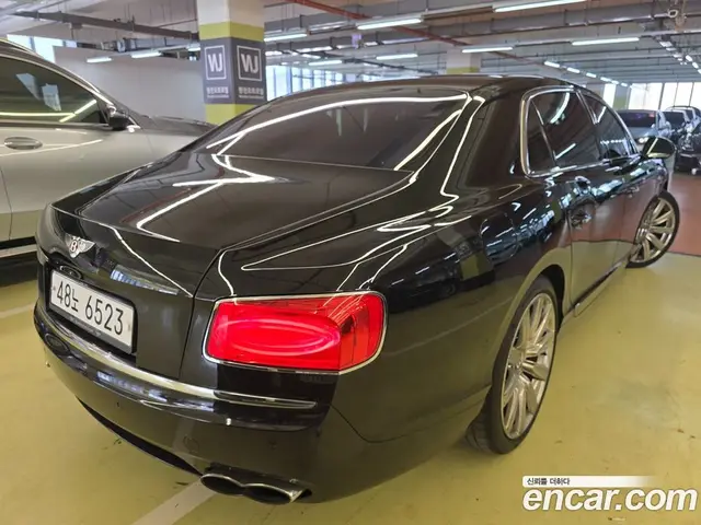Bentley Flying Spur 2018 4.0 автомат (гидро), миниатюра 2 Bentley Flying Spur 2018 4.0 автомат (гидро), миниатюра 2