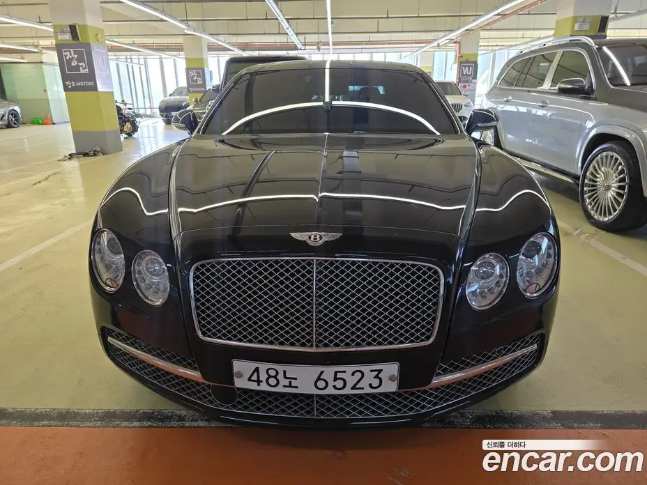 Bentley Flying Spur 2018 4.0 автомат (гидро), фото 3 Bentley Flying Spur 2018 4.0 автомат (гидро), фото 3