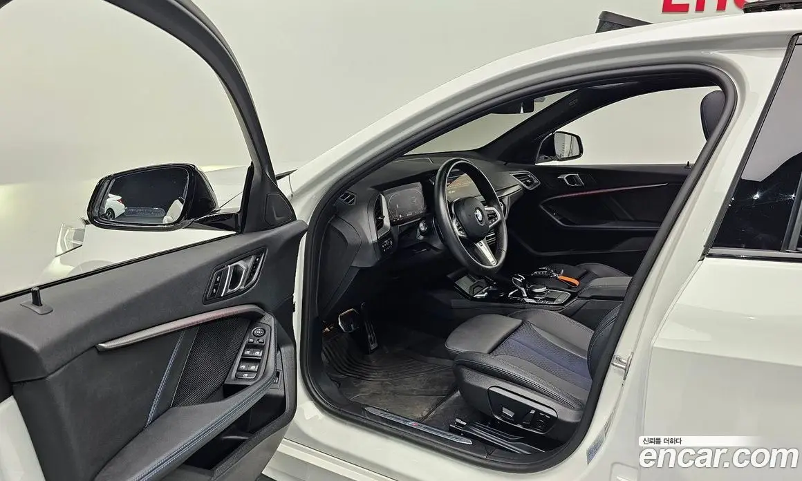 BMW 1 серия 2024 2.0 автомат (гидро), фото 13 BMW 1 серия 2024 2.0 автомат (гидро), фото 13