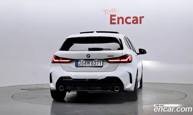 BMW 1 серия 2024 2.0 автомат (гидро), миниатюра 4 BMW 1 серия 2024 2.0 автомат (гидро), миниатюра 4