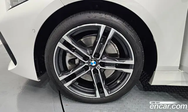BMW 1 серия 2024 2.0 автомат (гидро), миниатюра 5 BMW 1 серия 2024 2.0 автомат (гидро), миниатюра 5