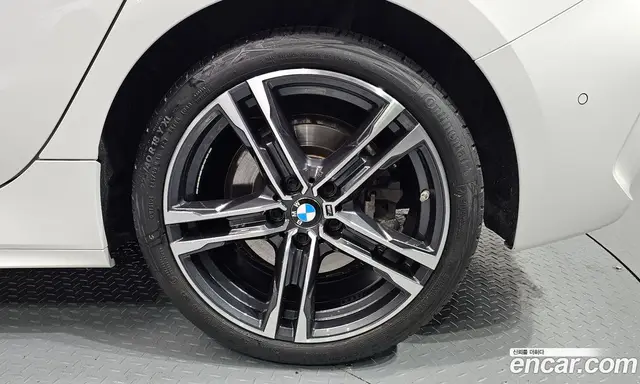 BMW 1 серия 2024 2.0 автомат (гидро), миниатюра 7 BMW 1 серия 2024 2.0 автомат (гидро), миниатюра 7