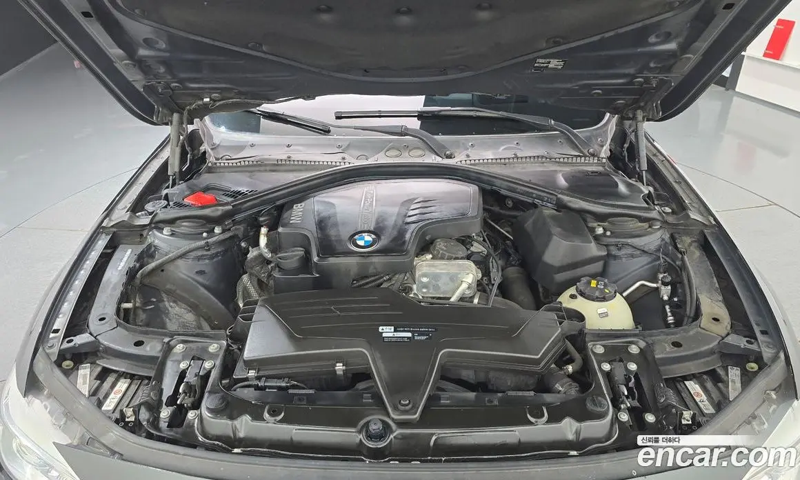 BMW 3 серия 2014 2.0 автомат (гидро), фото 6 BMW 3 серия 2014 2.0 автомат (гидро), фото 6