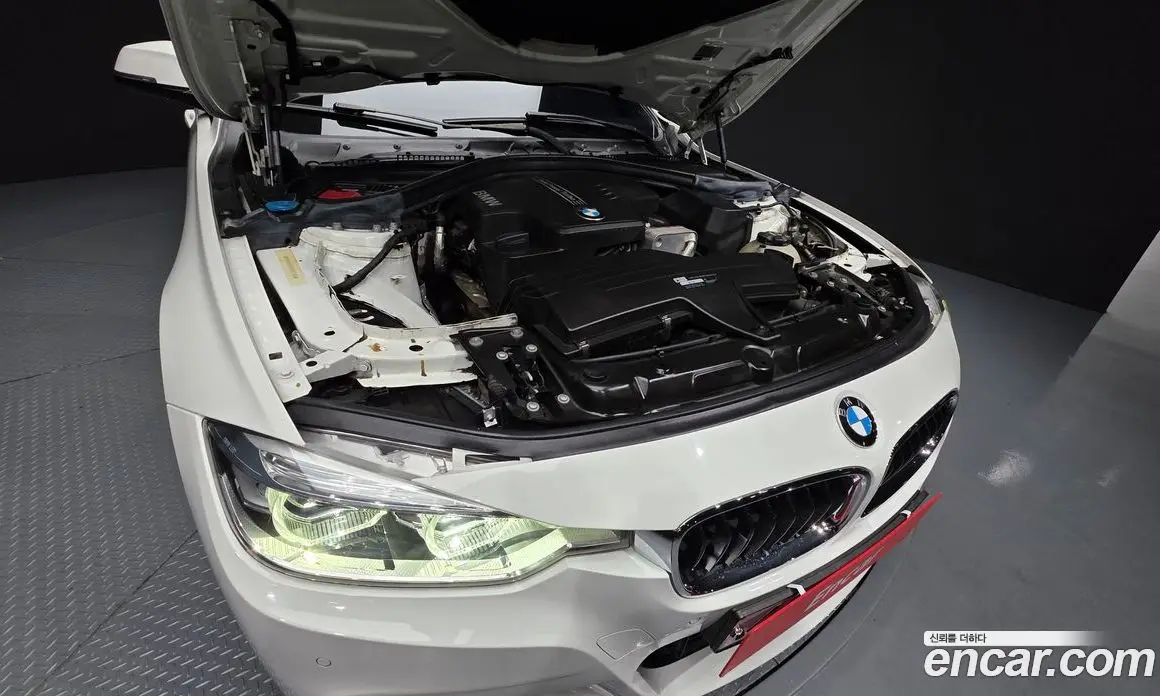 BMW 3 серия 2017 2.0 автомат (гидро), фото 6 BMW 3 серия 2017 2.0 автомат (гидро), фото 6