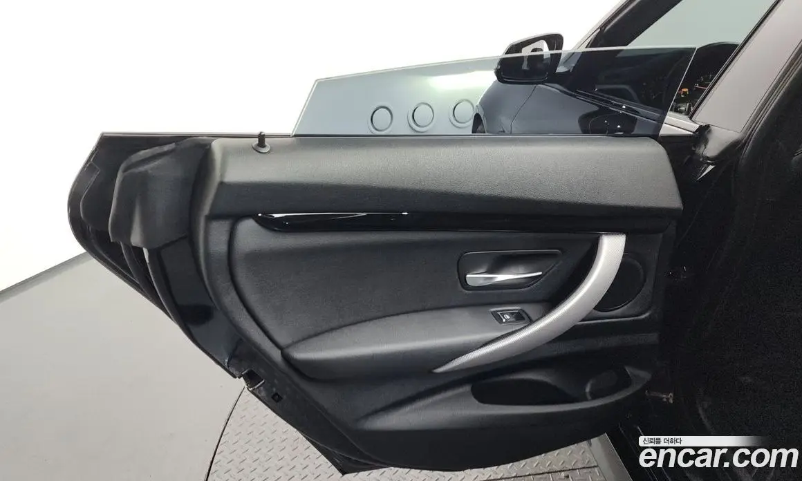 BMW 3 серия 2020 2.0 автомат (гидро), фото 14 BMW 3 серия 2020 2.0 автомат (гидро), фото 14