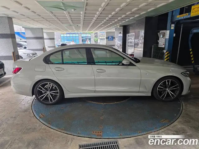 BMW 3 серия 2022 2.0 автомат (гидро), миниатюра 5