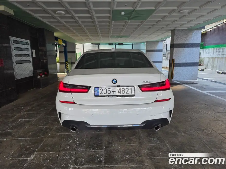 BMW 3 серия 2022 2.0 автомат (гидро), фото 8