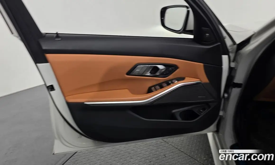 BMW 3 серия 2023 2.0 автомат (гидро), фото 14 BMW 3 серия 2023 2.0 автомат (гидро), фото 14