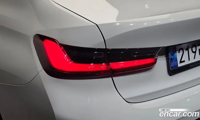 BMW 3 серия 2023 2.0 автомат (гидро), миниатюра 9 BMW 3 серия 2023 2.0 автомат (гидро), миниатюра 9