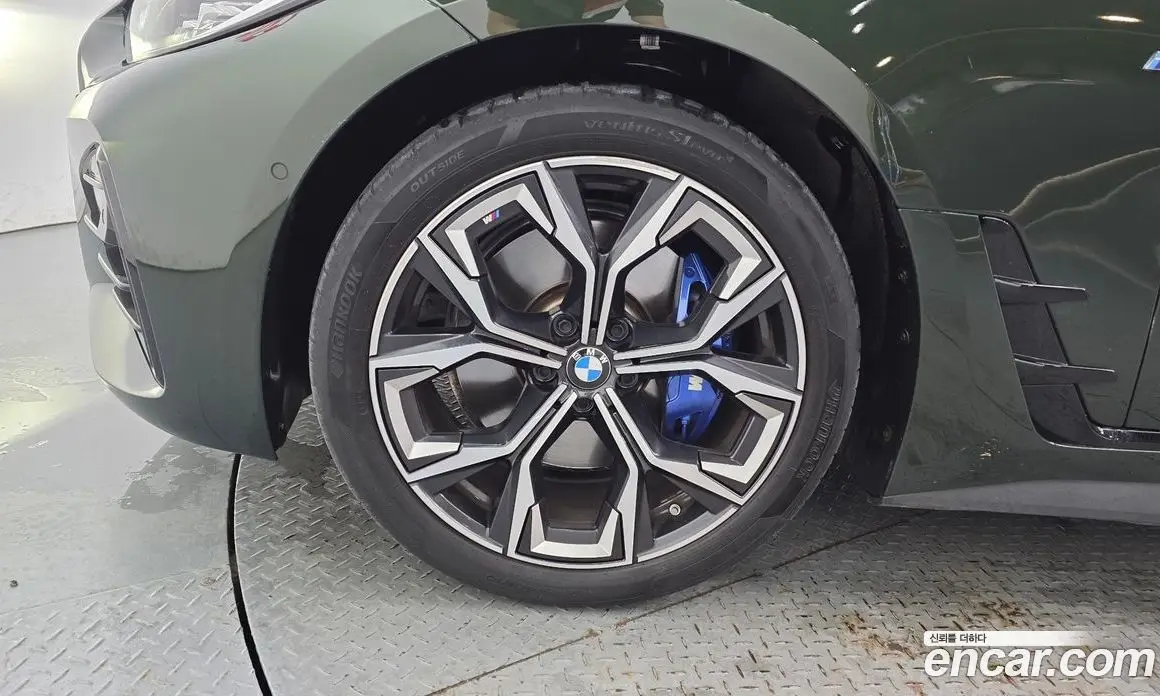 BMW 4 серия 2024 2.0 автомат (гидро), фото 4 BMW 4 серия 2024 2.0 автомат (гидро), фото 4