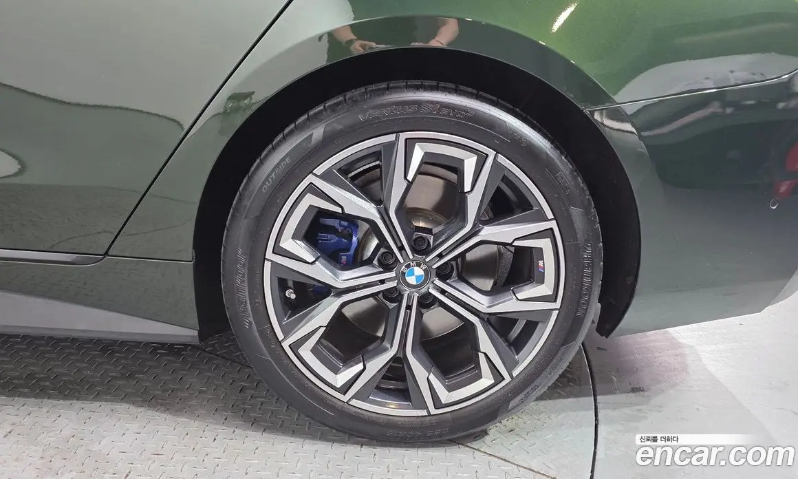 BMW 4 серия 2024 2.0 автомат (гидро), фото 6 BMW 4 серия 2024 2.0 автомат (гидро), фото 6
