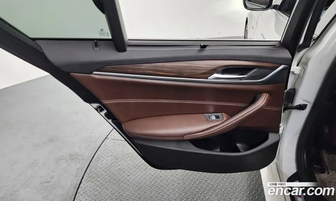 BMW 5 серия 2019 2.0 автомат (гидро), фото 15