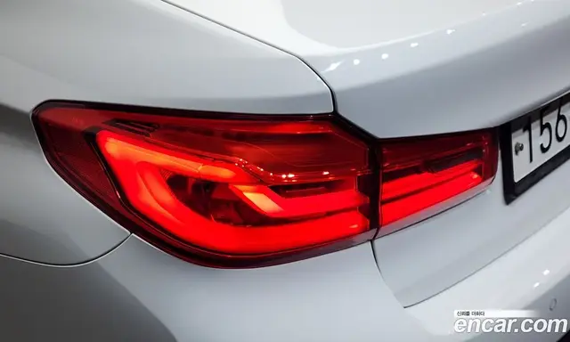 BMW 5 серия 2019 2.0 автомат (гидро), миниатюра 9