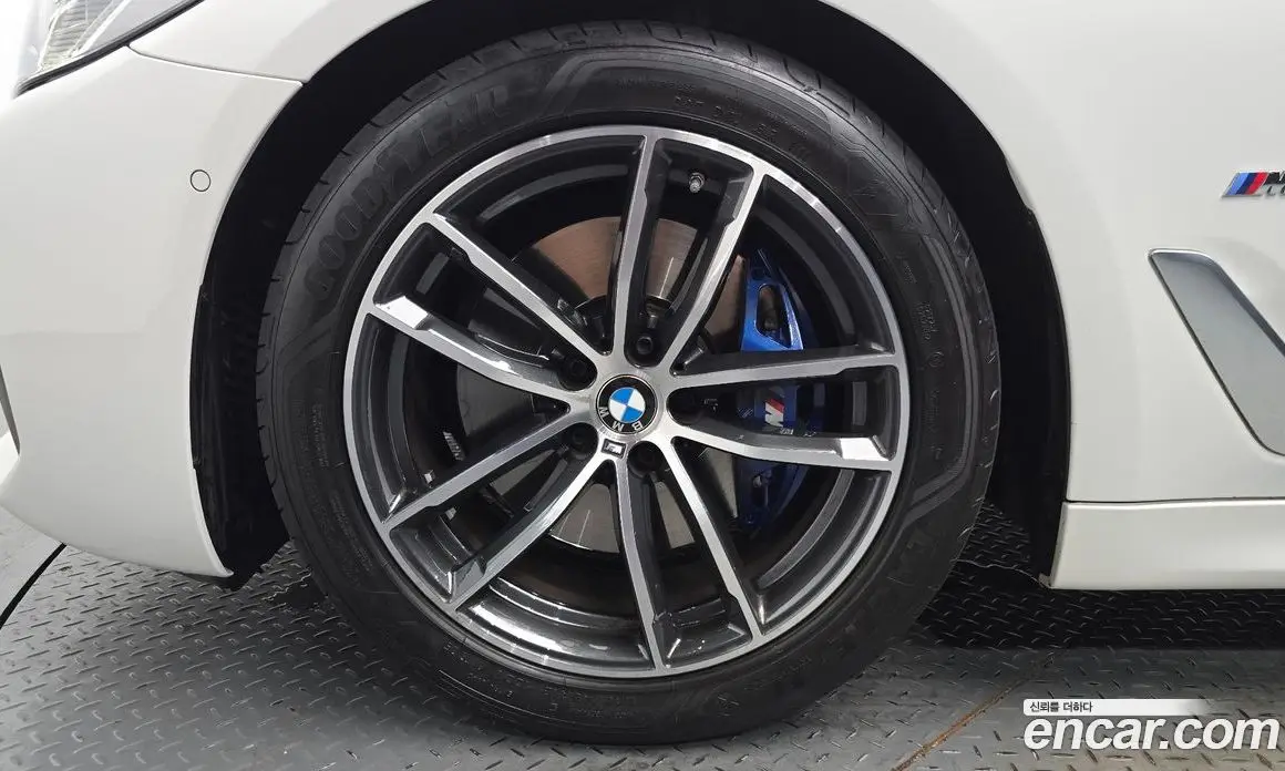 BMW 5 серия 2022 2.0 автомат (гидро), фото 4 BMW 5 серия 2022 2.0 автомат (гидро), фото 4