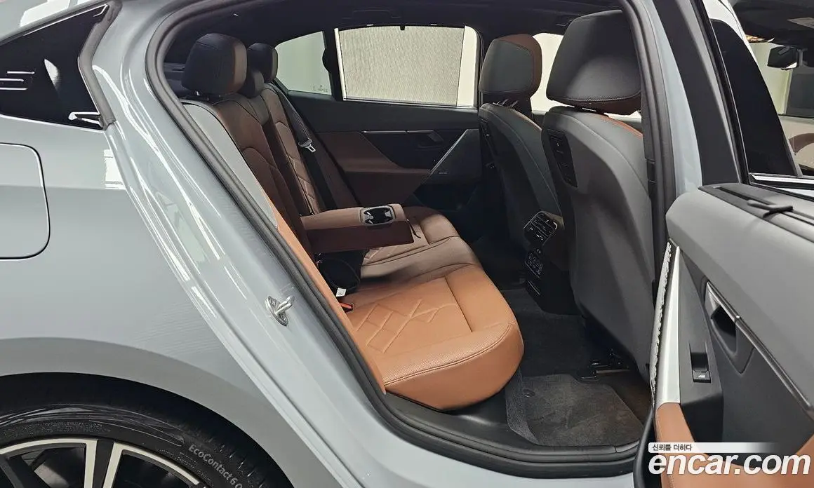 BMW 5 серия 2024 2.0 автомат (гидро), фото 17