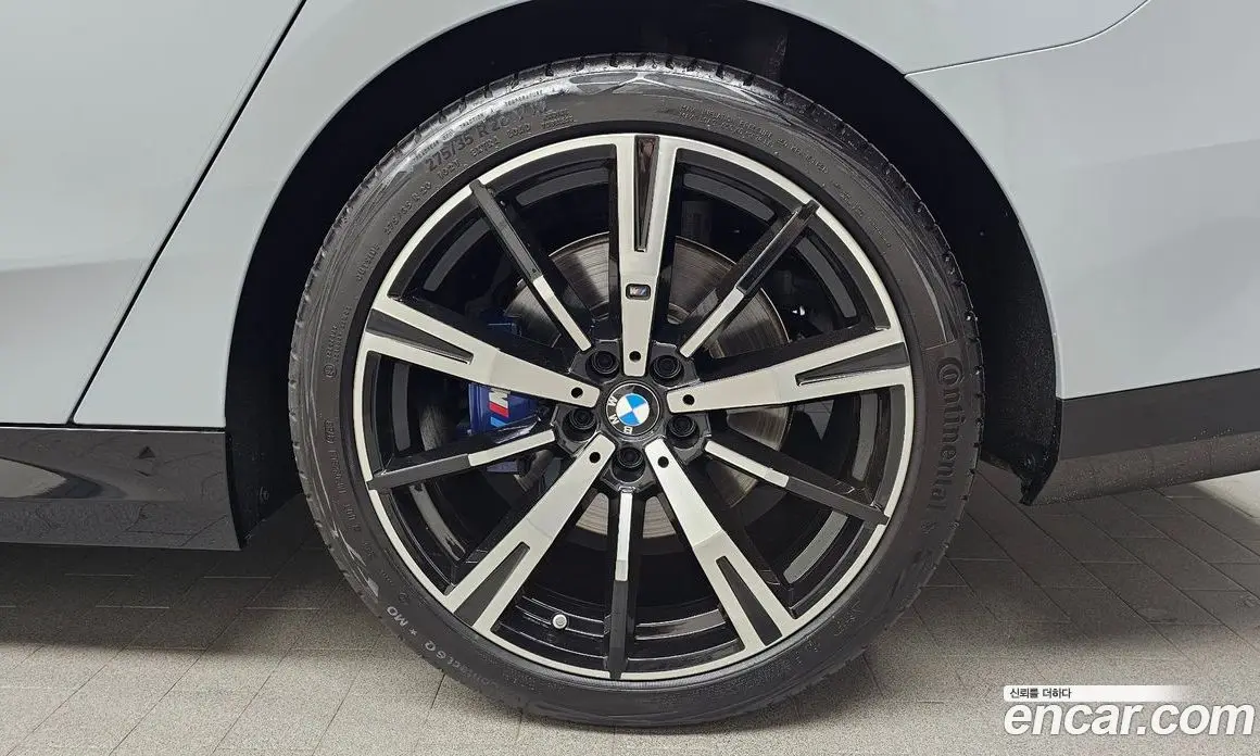 BMW 5 серия 2024 2.0 автомат (гидро), фото 7