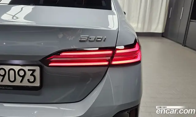BMW 5 серия 2024 2.0 автомат (гидро), миниатюра 9