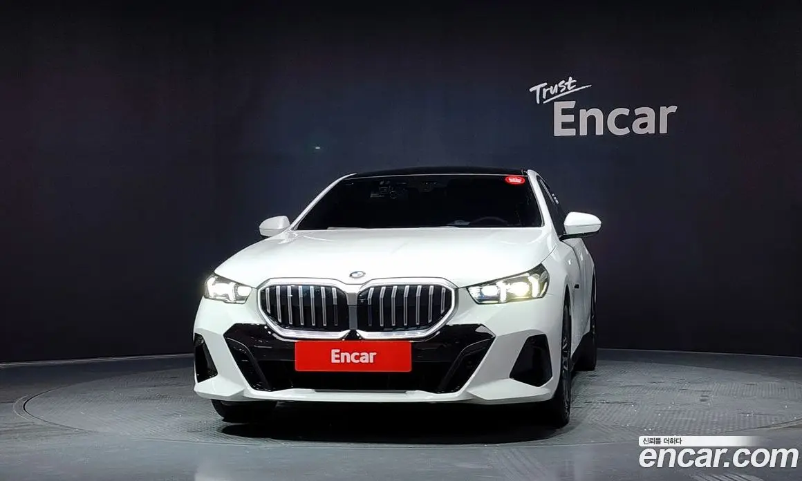BMW 5 серия 2025 2.0 автомат (гидро), фото 3 BMW 5 серия 2025 2.0 автомат (гидро), фото 3