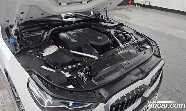 BMW 5 серия 2025 2.0 автомат (гидро), миниатюра 6 BMW 5 серия 2025 2.0 автомат (гидро), миниатюра 6