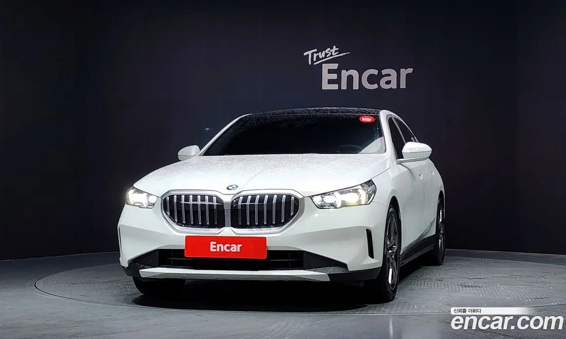 BMW 5 серия 2025 2.0 автомат (гидро), фото 3 BMW 5 серия 2025 2.0 автомат (гидро), фото 3