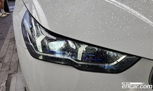 BMW 5 серия 2025 2.0 автомат (гидро), миниатюра 8 BMW 5 серия 2025 2.0 автомат (гидро), миниатюра 8