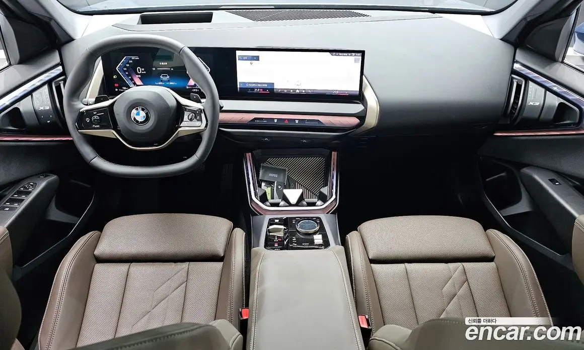 BMW X3 2025 2.0 автомат (гидро), фото 10 BMW X3 2025 2.0 автомат (гидро), фото 10