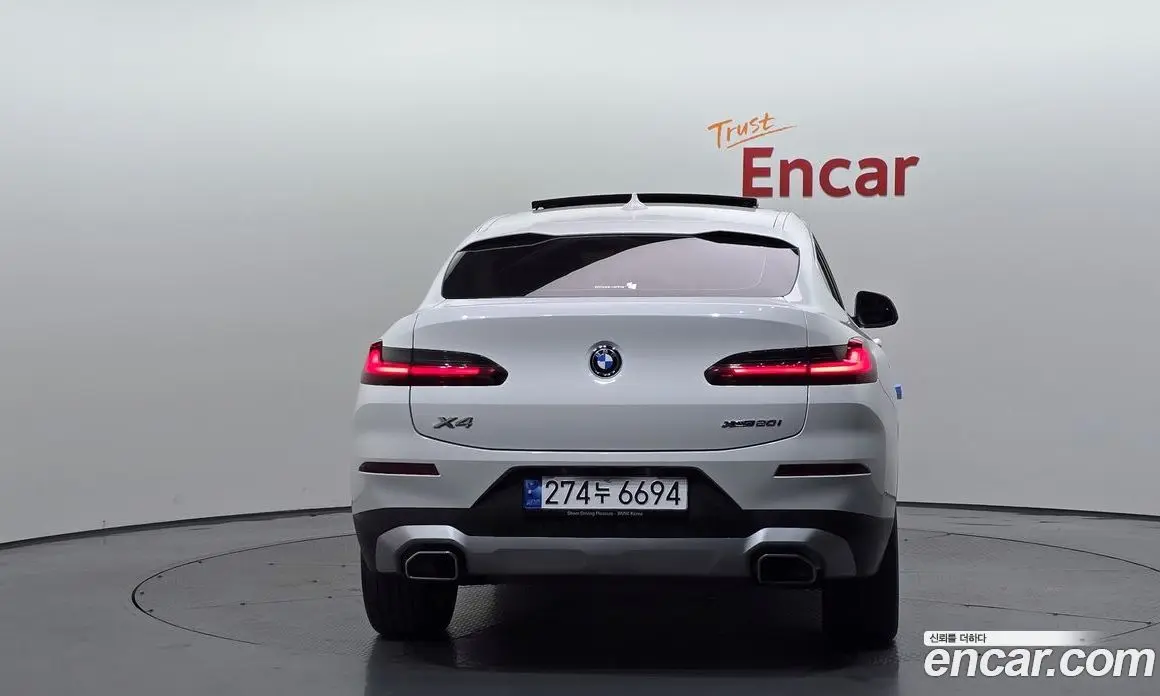 BMW X4 2023 2.0 автомат (гидро), фото 4