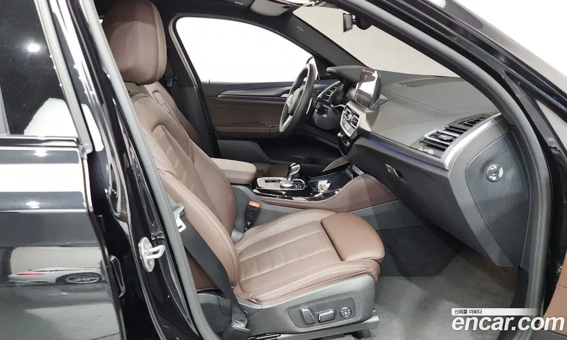 BMW X4 2025 2.0 автомат (гидро), фото 16 BMW X4 2025 2.0 автомат (гидро), фото 16