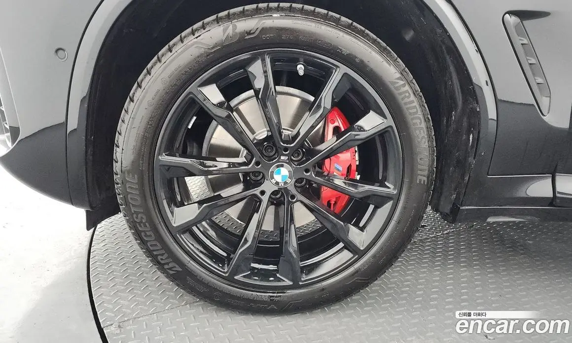 BMW X4 2025 2.0 автомат (гидро), фото 5 BMW X4 2025 2.0 автомат (гидро), фото 5