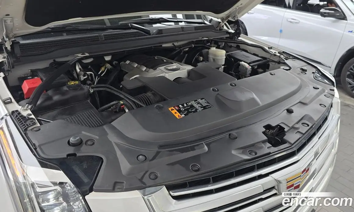 Cadillac Escalade 2019 6.2 автомат (гидро), фото 6 Cadillac Escalade 2019 6.2 автомат (гидро), фото 6