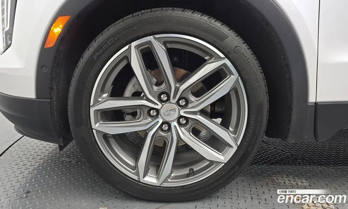 Cadillac XT4 2023 2.0 автомат (гидро), фото 5 Cadillac XT4 2023 2.0 автомат (гидро), фото 5