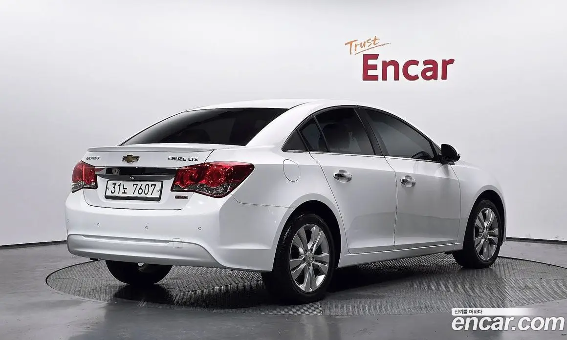 Chevrolet Cruze 2014 1.4 автомат (гидро), фото 1 Chevrolet Cruze 2014 1.4 автомат (гидро), фото 1