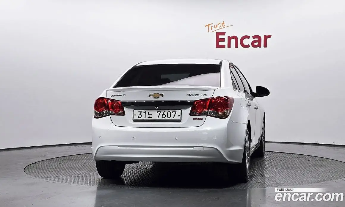Chevrolet Cruze 2014 1.4 автомат (гидро), фото 3 Chevrolet Cruze 2014 1.4 автомат (гидро), фото 3