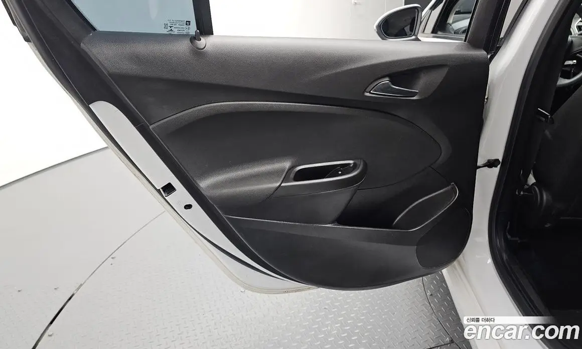 Chevrolet Cruze 2017 1.4 автомат (гидро), фото 15 Chevrolet Cruze 2017 1.4 автомат (гидро), фото 15