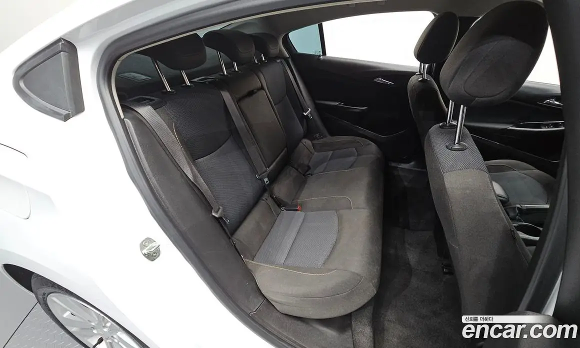 Chevrolet Cruze 2017 1.4 автомат (гидро), фото 17 Chevrolet Cruze 2017 1.4 автомат (гидро), фото 17