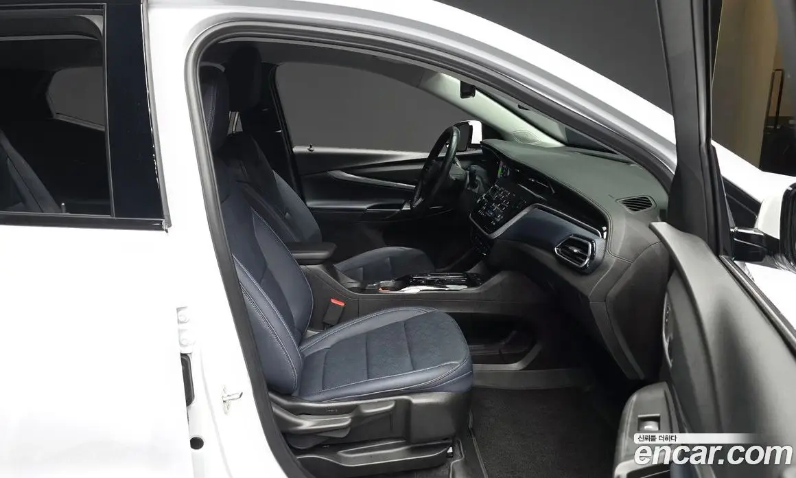 Chevrolet 볼트 EUV 2023 0.2 автомат (гидро), фото 17 Chevrolet 볼트 EUV 2023 0.2 автомат (гидро), фото 17