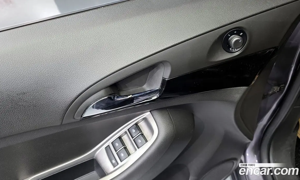 Chevrolet Orlando 2011 2.0 автомат (гидро), фото 14